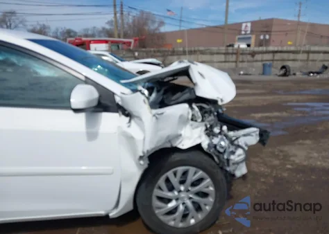 2019 Toyota Corolla Le из США, поврежденный, VIN 2T1BURHE7KC218236